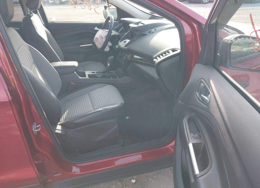 Photo 5 of 2018 Ford Escape SE (VIN 1FMCU9GD5JUB02852)