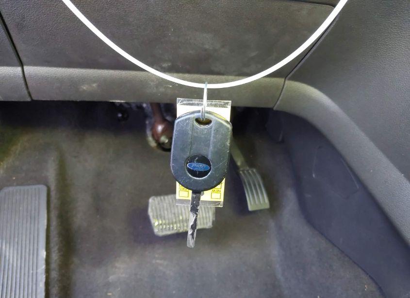 Photo 11 of 2018 Ford Escape SE (VIN 1FMCU9GD5JUB29632)