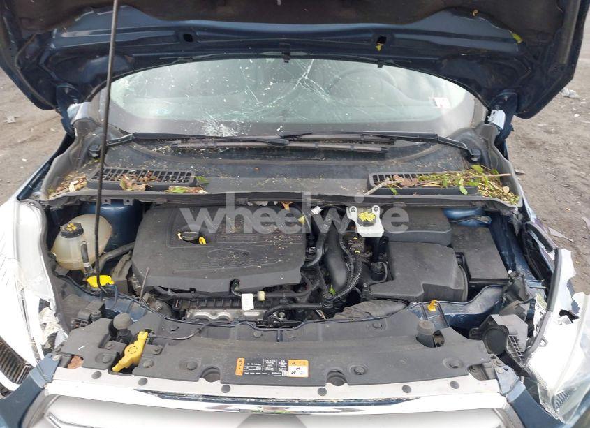 Photo 10 of 2018 Ford Escape SE (VIN 1FMCU9GD5JUC25602)