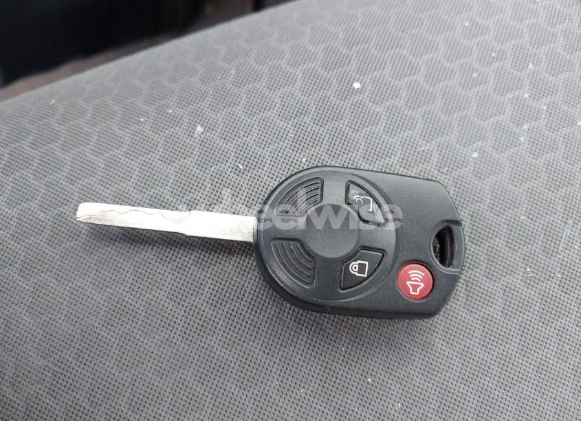 Photo 11 of 2018 Ford Escape SE (VIN 1FMCU9GD5JUC25602)