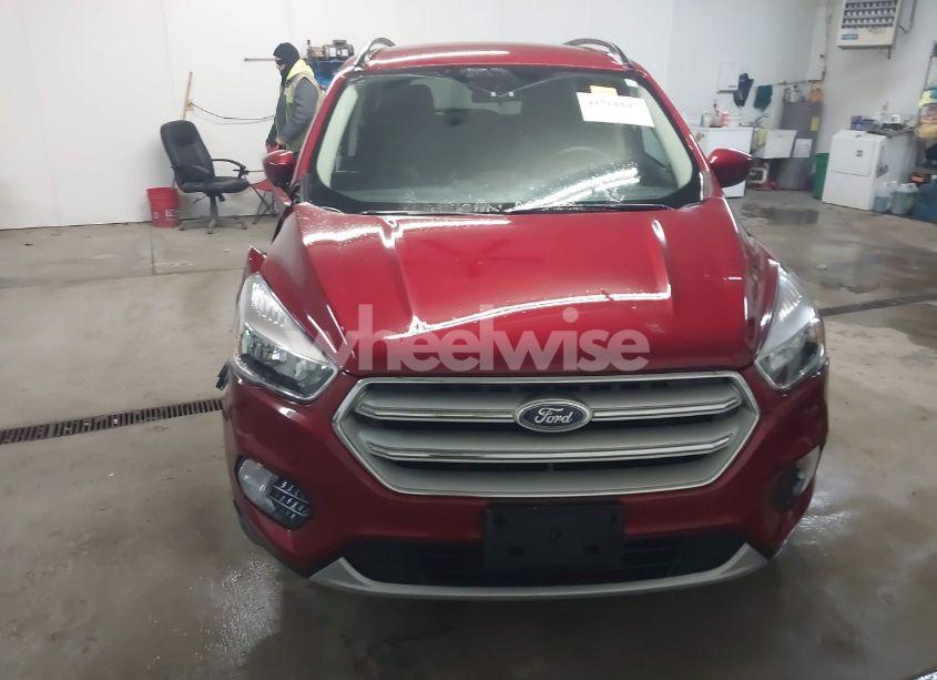 Photo 13 of 2018 Ford Escape SE (VIN 1FMCU9GD5JUD01982)