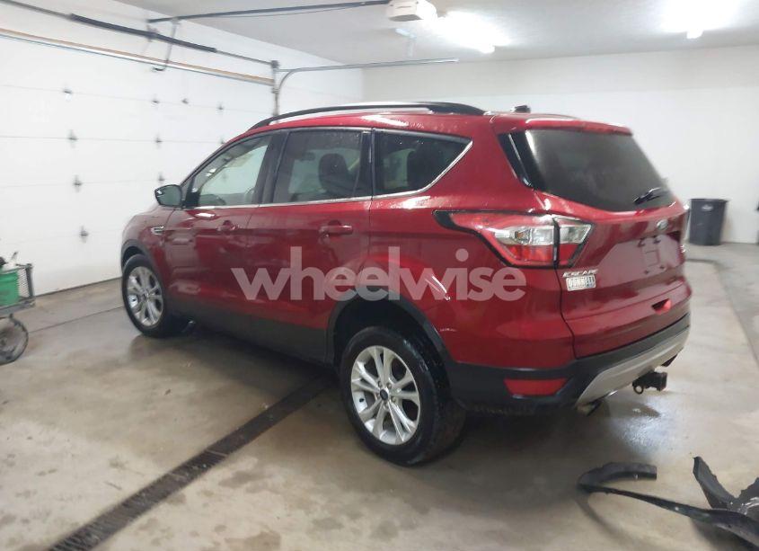 Photo 3 of 2018 Ford Escape SE (VIN 1FMCU9GD5JUD01982)