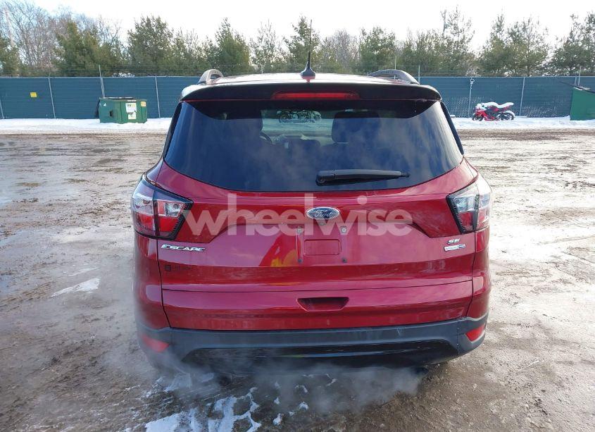 Photo 16 of 2018 Ford Escape SE (VIN 1FMCU9GD5JUD34870)