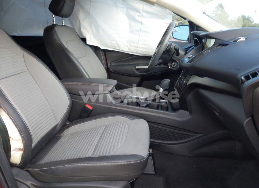 Photo 5 of 2018 Ford Escape SE (VIN 1FMCU9GD5JUD34870)