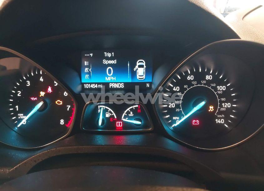 Photo 7 of 2019 Ford Escape SE (VIN 1FMCU9GD5KUA04227)
