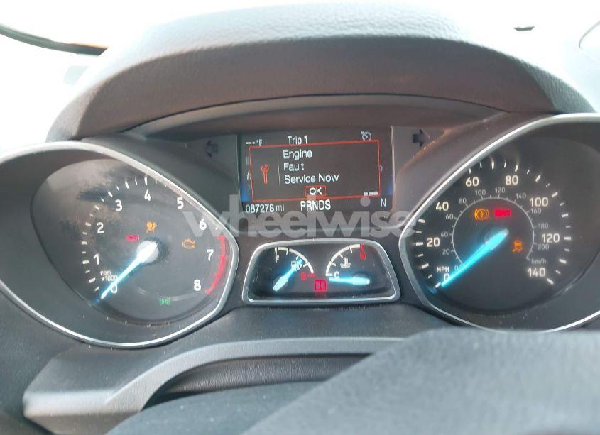 Photo 7 of 2019 Ford Escape SE (VIN 1FMCU9GD5KUA53234)