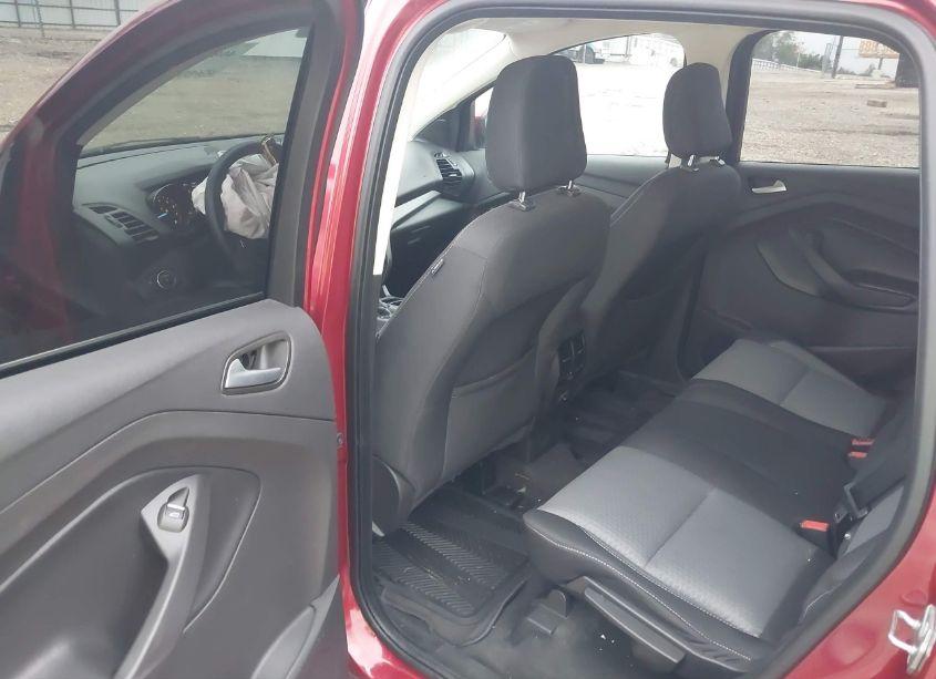 Photo 19 of 2019 Ford Escape SE (VIN 1FMCU9GD5KUA86086)