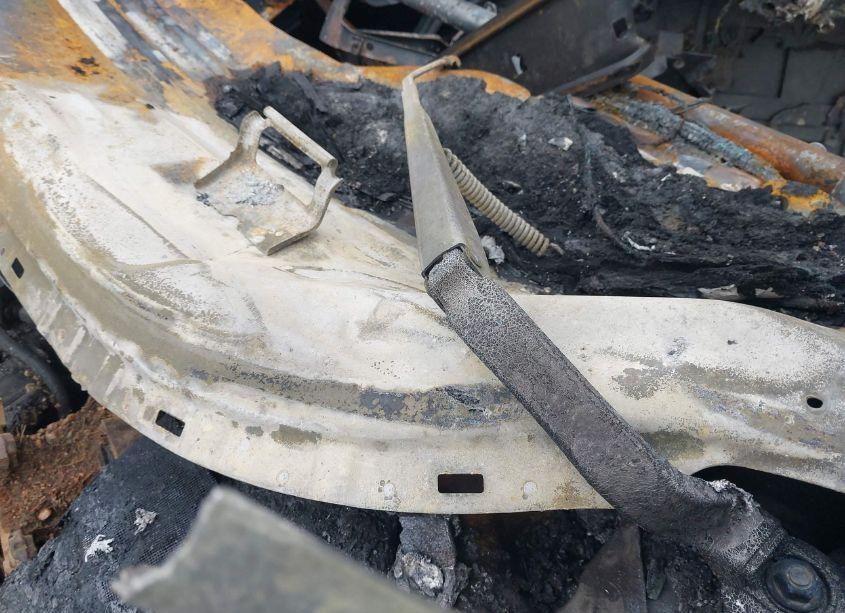 Photo 9 of 2019 Ford Escape SE (VIN 1FMCU9GD5KUB07101)