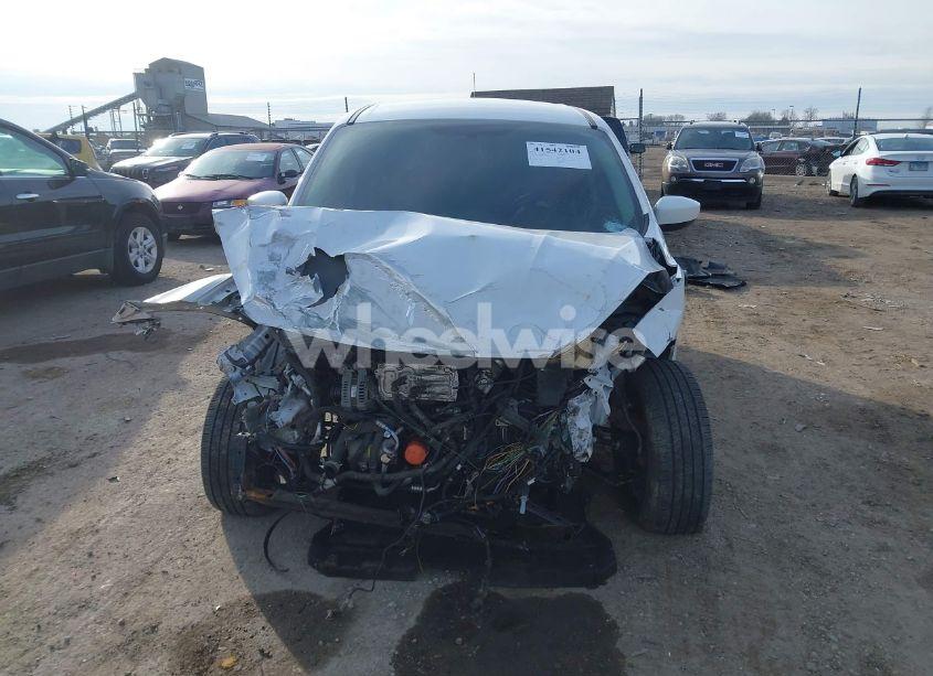 Photo 13 of 2019 Ford Escape SE (VIN 1FMCU9GD5KUB72305)