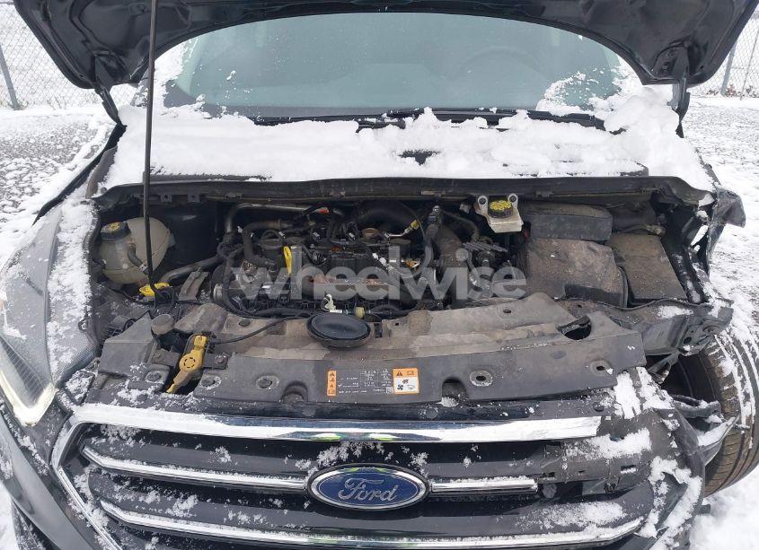 Photo 10 of 2019 Ford Escape SE (VIN 1FMCU9GD5KUC24046)