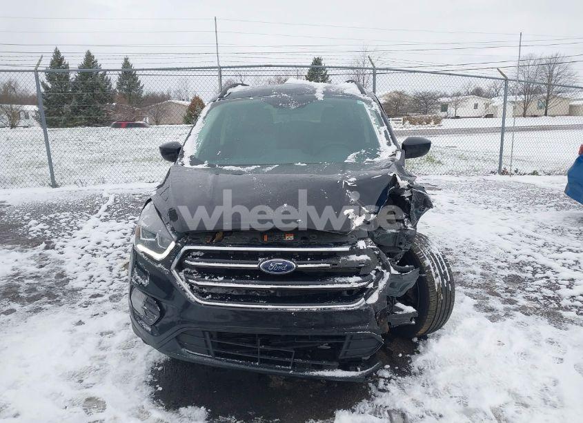 Photo 12 of 2019 Ford Escape SE (VIN 1FMCU9GD5KUC24046)