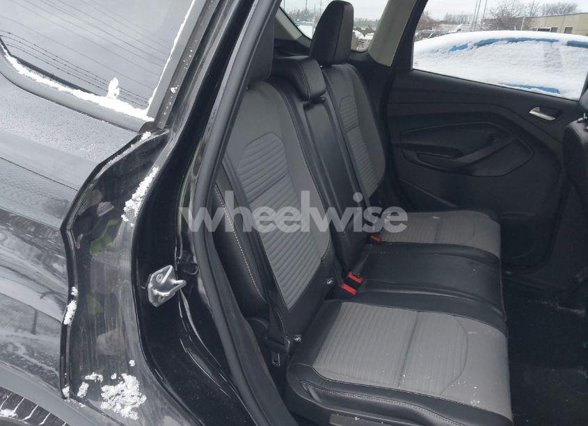 Photo 8 of 2019 Ford Escape SE (VIN 1FMCU9GD5KUC24046)