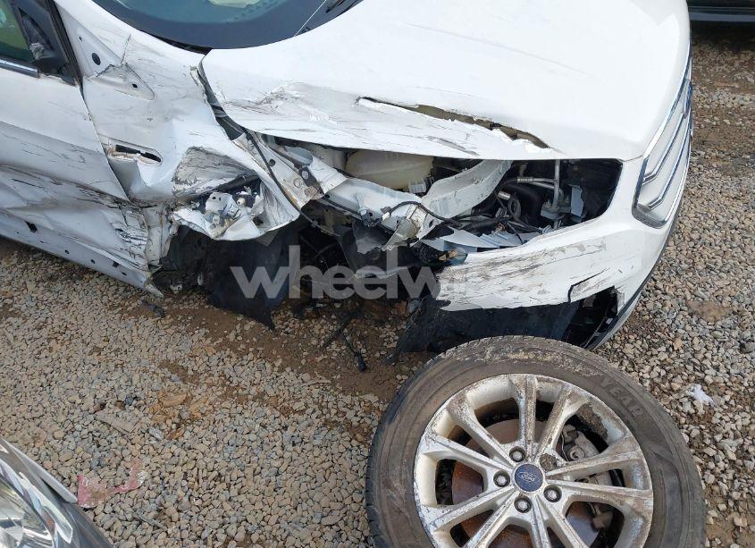 Photo 6 of 2017 Ford Escape SE (VIN 1FMCU9GD6HUC06941)