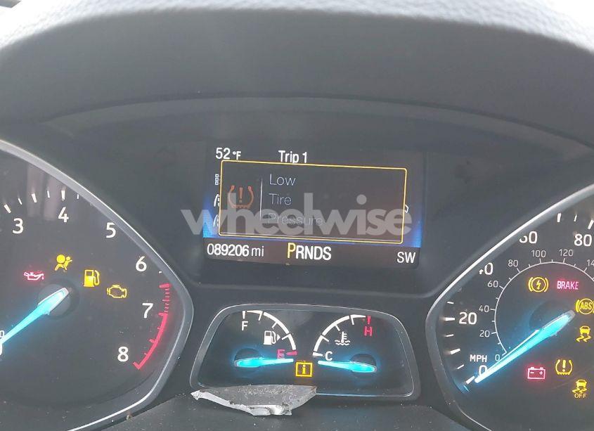 Photo 7 of 2017 Ford Escape SE (VIN 1FMCU9GD6HUC06941)