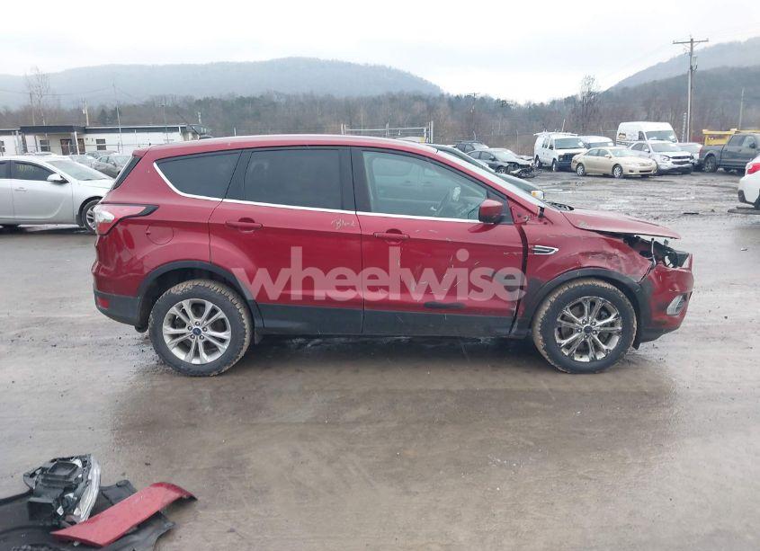 Photo 14 of 2017 Ford Escape SE (VIN 1FMCU9GD6HUC20032)