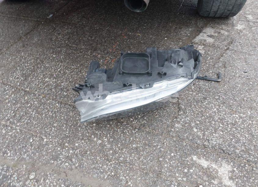 Photo 12 of 2017 Ford Escape SE (VIN 1FMCU9GD6HUC85737)