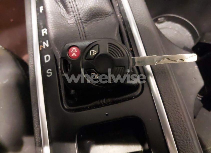 Photo 11 of 2017 Ford Escape SE (VIN 1FMCU9GD6HUD99768)