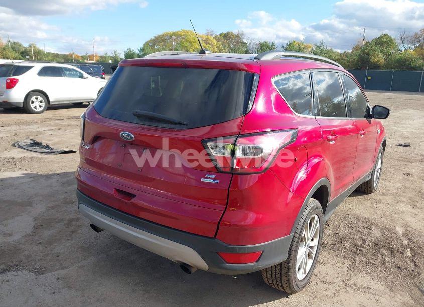 Photo 4 of 2017 Ford Escape SE (VIN 1FMCU9GD6HUE71021)