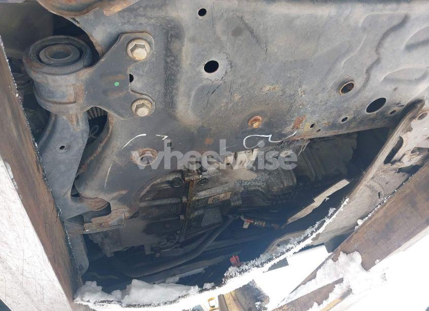 Photo 6 of 2017 Ford Escape SE (VIN 1FMCU9GD6HUE71021)