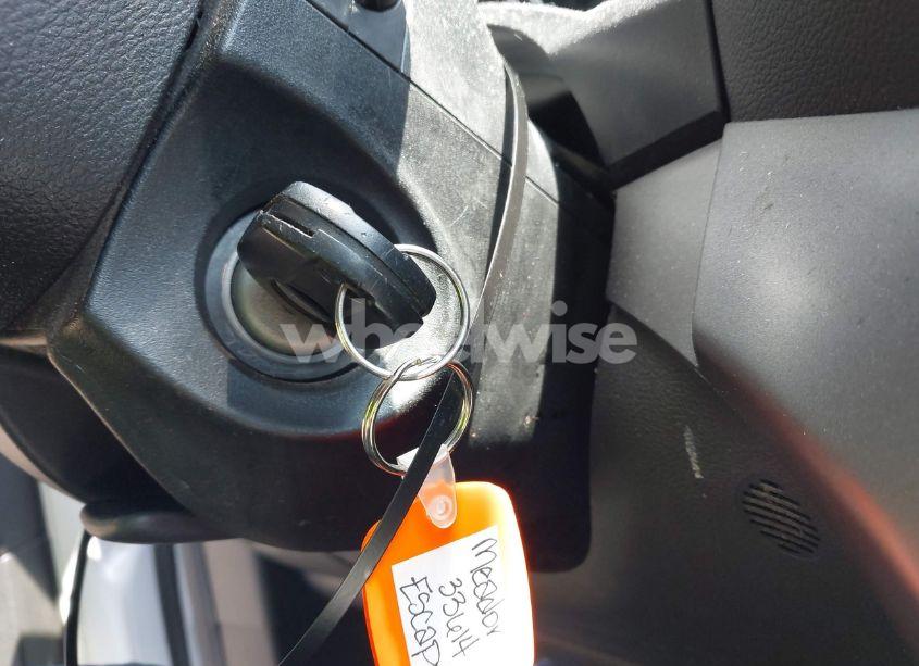 Photo 11 of 2018 Ford Escape SE (VIN 1FMCU9GD6JUA01383)