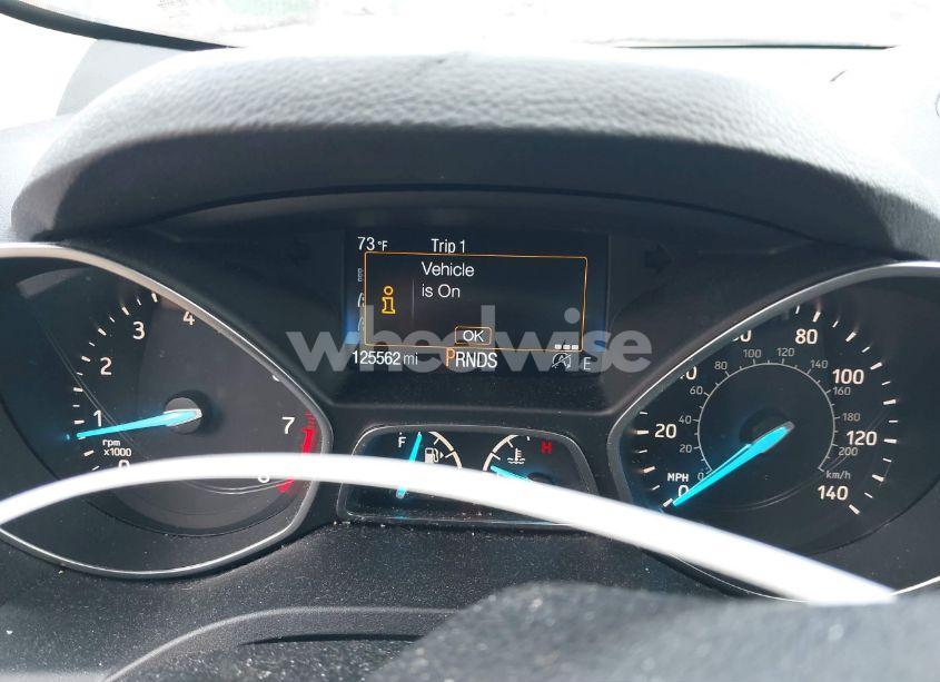 Photo 7 of 2018 Ford Escape SE (VIN 1FMCU9GD6JUA17650)