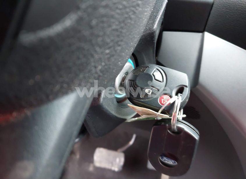 Photo 11 of 2018 Ford Escape SE (VIN 1FMCU9GD6JUA19253)