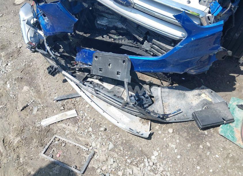 Photo 12 of 2018 Ford Escape SE (VIN 1FMCU9GD6JUA47036)