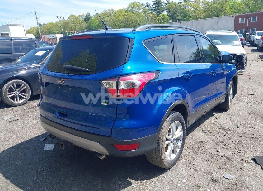 Photo 4 of 2018 Ford Escape SE (VIN 1FMCU9GD6JUA47036)