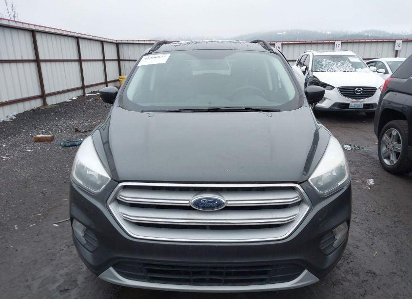 Photo 12 of 2018 Ford Escape SE (VIN 1FMCU9GD6JUA53385)