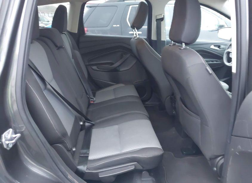 Photo 8 of 2018 Ford Escape SE (VIN 1FMCU9GD6JUA53385)