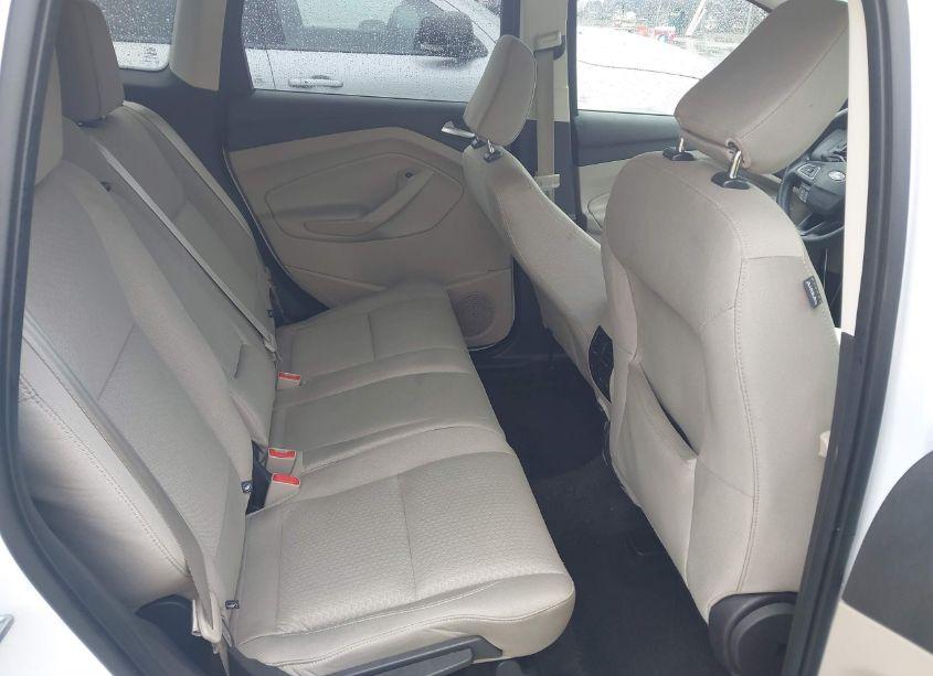 Photo 8 of 2018 Ford Escape SE (VIN 1FMCU9GD6JUA74804)