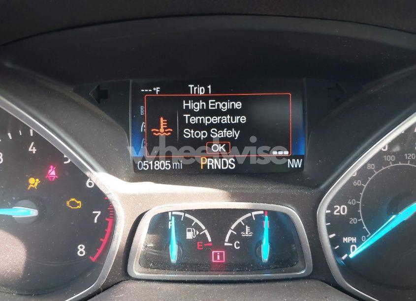 Photo 15 of 2018 Ford Escape SE (VIN 1FMCU9GD6JUB02732)