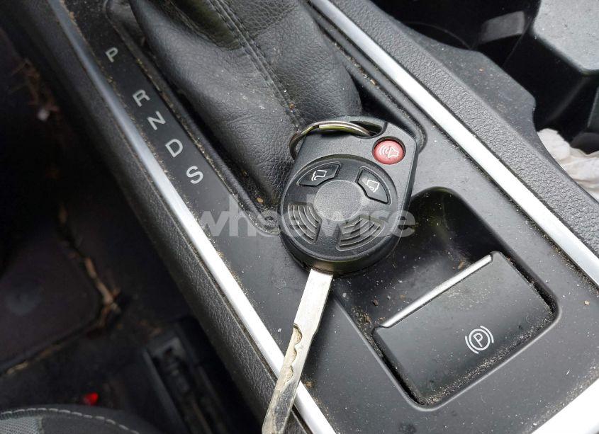 Photo 11 of 2018 Ford Escape SE (VIN 1FMCU9GD6JUC30095)