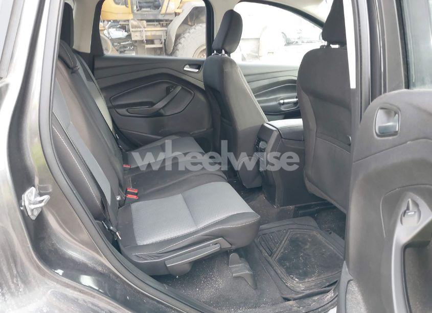 Photo 8 of 2018 Ford Escape SE (VIN 1FMCU9GD6JUC30095)