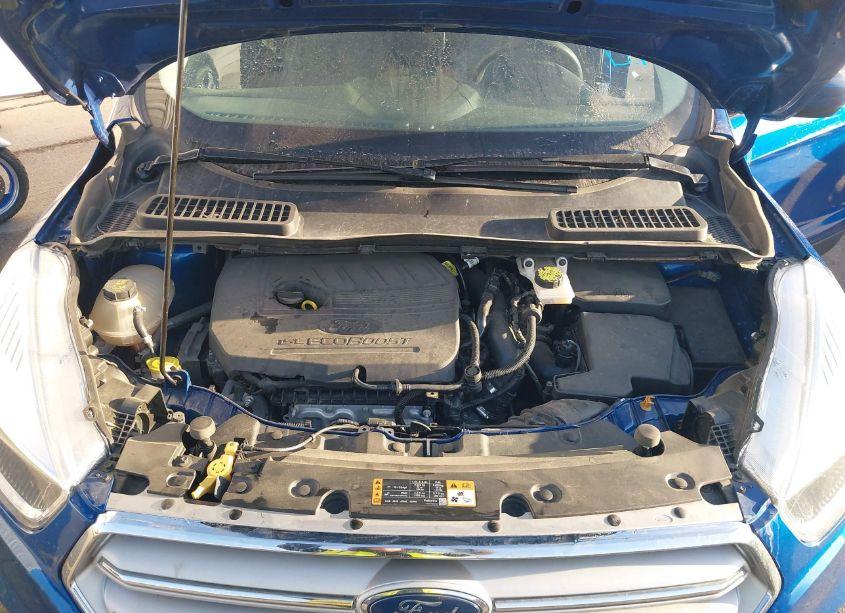 Photo 10 of 2018 Ford Escape SE (VIN 1FMCU9GD6JUC49956)