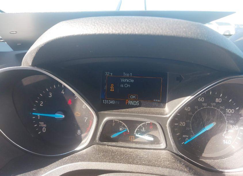 Photo 15 of 2018 Ford Escape SE (VIN 1FMCU9GD6JUC49956)