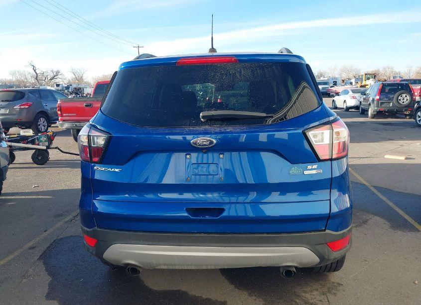 Photo 16 of 2018 Ford Escape SE (VIN 1FMCU9GD6JUC49956)