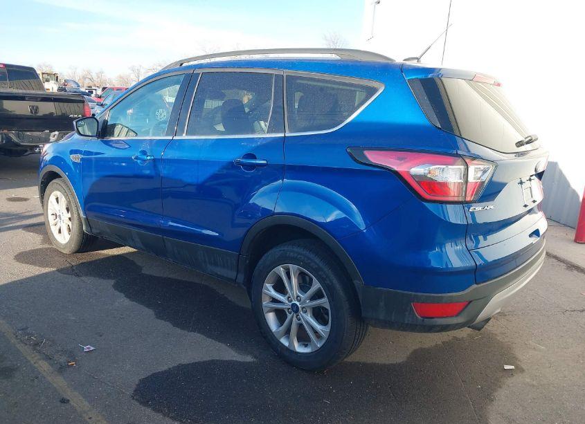Photo 3 of 2018 Ford Escape SE (VIN 1FMCU9GD6JUC49956)