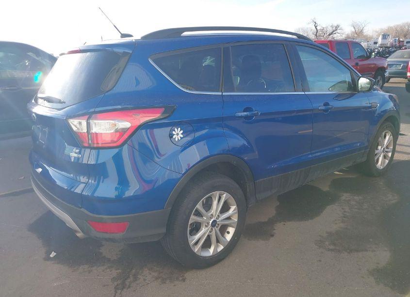 Photo 4 of 2018 Ford Escape SE (VIN 1FMCU9GD6JUC49956)