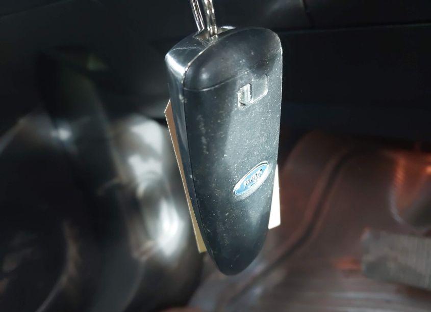 Photo 11 of 2019 Ford Escape SE (VIN 1FMCU9GD6KUA37317)