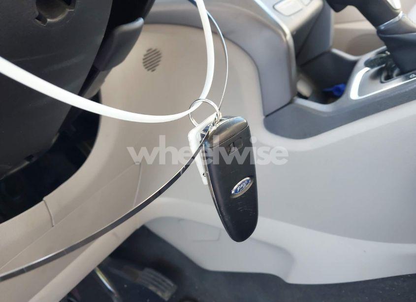 Photo 11 of 2019 Ford Escape SE (VIN 1FMCU9GD6KUA58166)