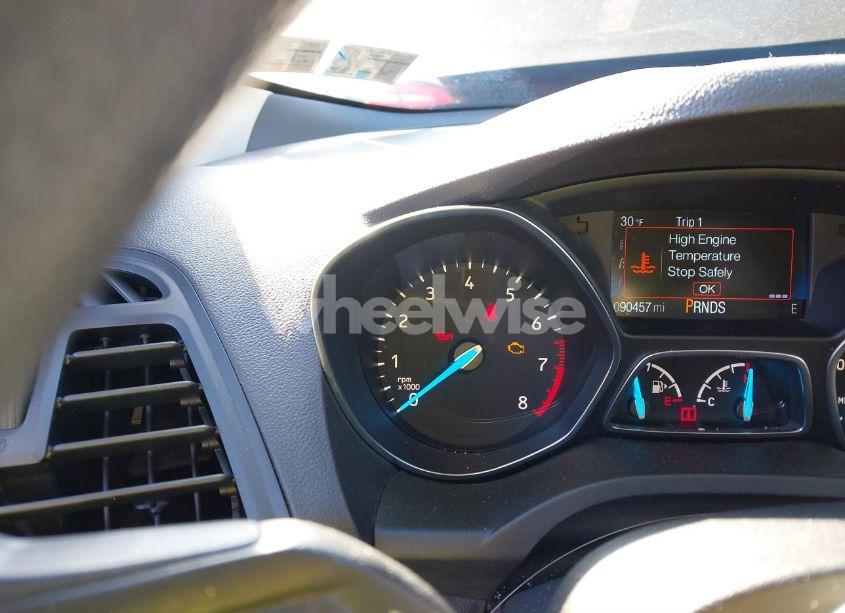 Photo 17 of 2019 Ford Escape SE (VIN 1FMCU9GD6KUA58166)