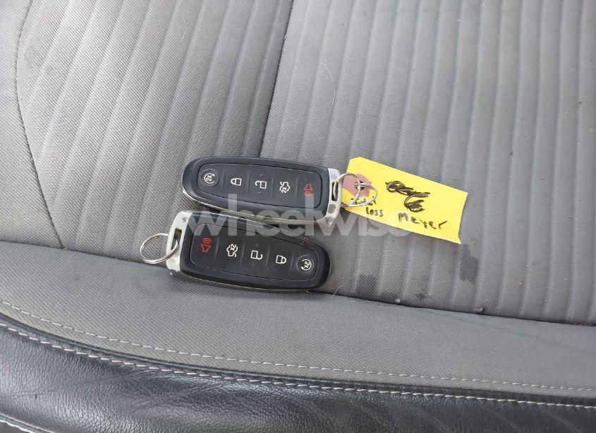 Photo 11 of 2019 Ford Escape SE (VIN 1FMCU9GD6KUA86162)