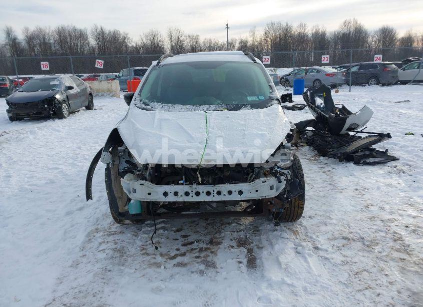 Photo 13 of 2019 Ford Escape SE (VIN 1FMCU9GD6KUA86162)