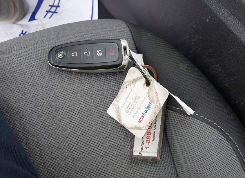 Photo 11 of 2019 Ford Escape SE (VIN 1FMCU9GD6KUA97291)