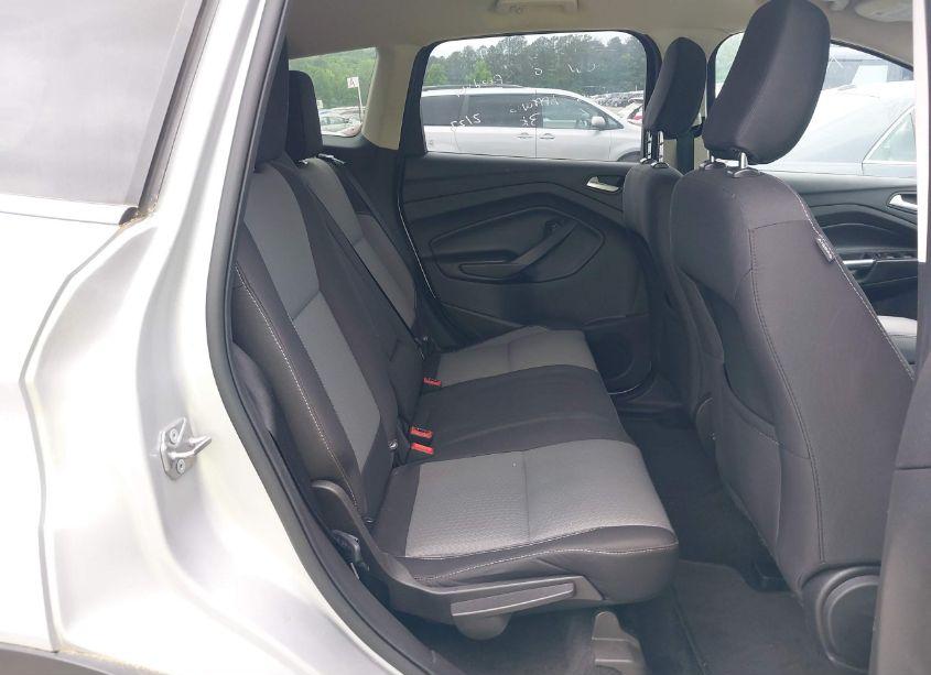 Photo 8 of 2019 Ford Escape SE (VIN 1FMCU9GD6KUA97291)