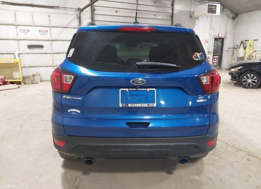 Photo 16 of 2019 Ford Escape SE (VIN 1FMCU9GD6KUB09553)