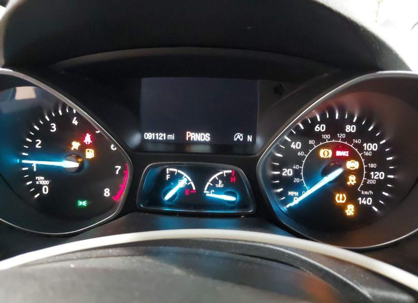 Photo 7 of 2019 Ford Escape SE (VIN 1FMCU9GD6KUB09553)