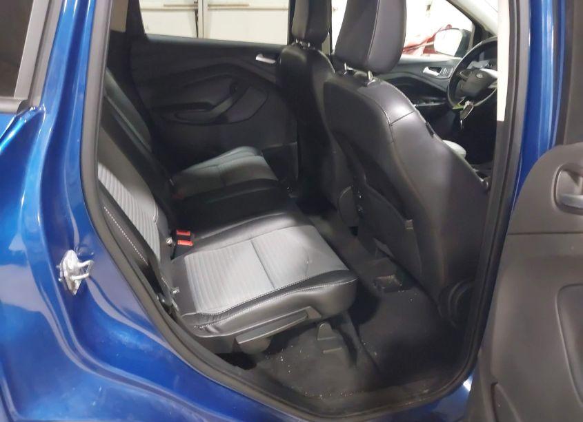 Photo 8 of 2019 Ford Escape SE (VIN 1FMCU9GD6KUB09553)