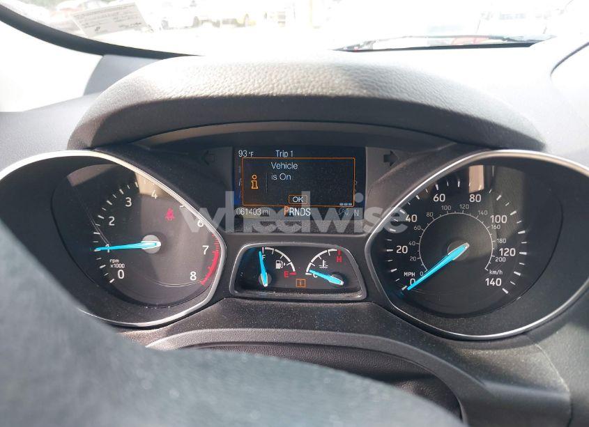 Photo 7 of 2019 Ford Escape SE (VIN 1FMCU9GD6KUB49115)